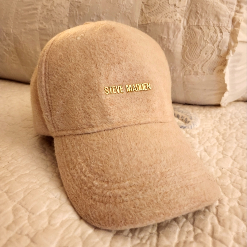 Ladies Steve Madden Ball Cap with Liner